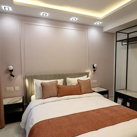 Pietro Boutique And Residences 4*