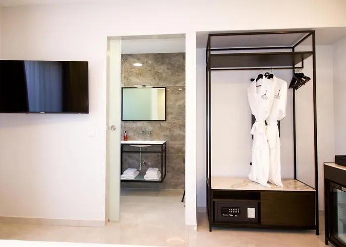 Pietro Boutique And 4*