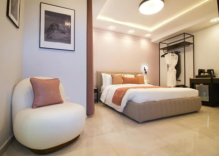 Hotel Pietro Boutique And