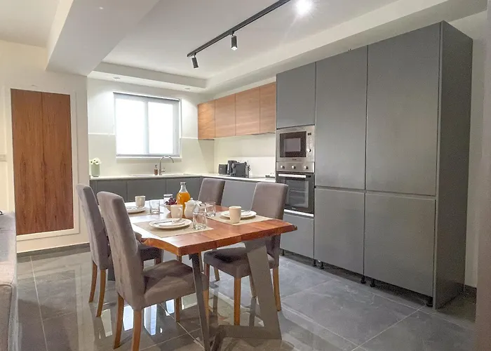 Pietro Boutique And Għarb