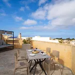 Hotel Pietro Boutique And 4*
