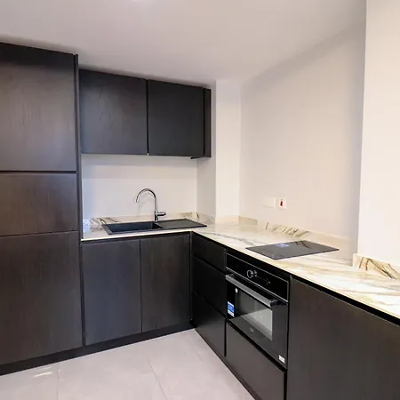 酒店 Pietro Boutique And Residences 4*