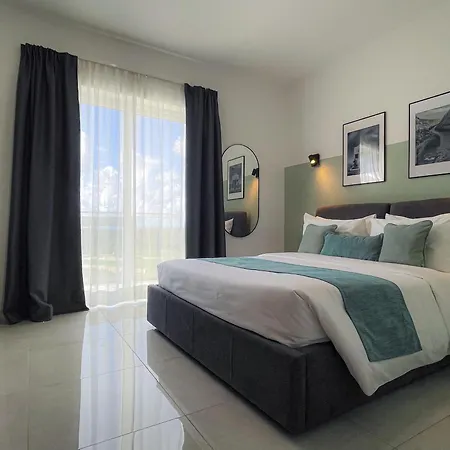酒店 Pietro Boutique And Residences 4*