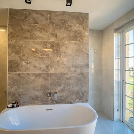 Hotel Pietro Boutique And