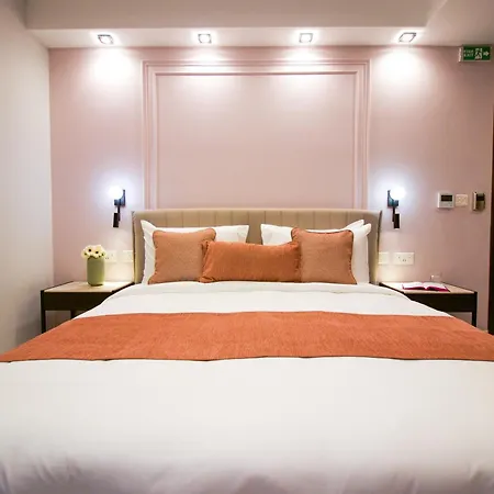 Pietro Boutique And 4*