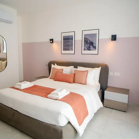Pietro Boutique And Għarb