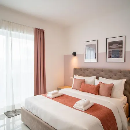 Pietro Boutique And 4* Għarb