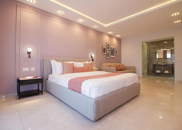 Pietro Boutique And Għarb